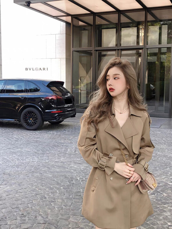 Autumn is new! [KIKI STUDIO] Korean version of the retro double-breasted trench coat (with a belt, a pair of sleeve straps) 6863# HJY