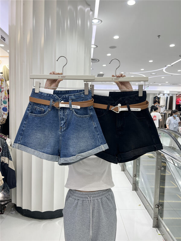 Autumn is new! [U.SHE] Casual slimming denim shorts (with belt) 82230# JJ