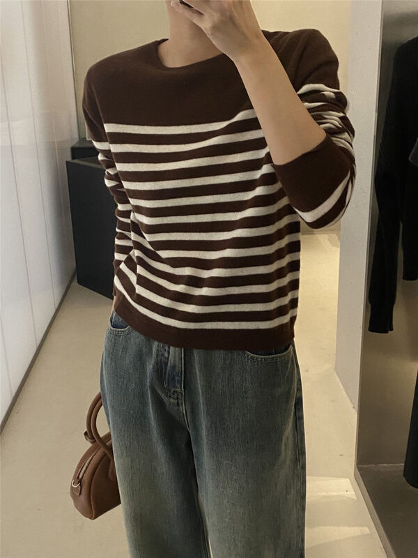 Original price 146.51! [CLEAN SPACE] Korean version hit color striped round neck sweater 100 wool 32963