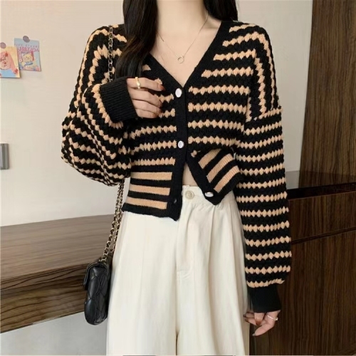 Korean style chic sweet and spicy sweater autumn women's new V-neck striped knitted cardigan short top
