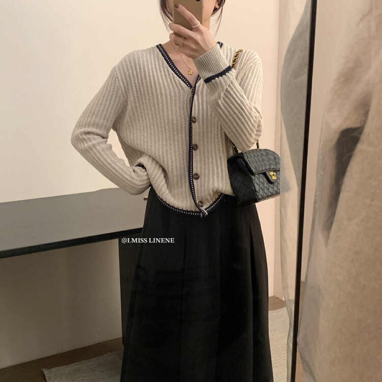 【IMISS】French contrast color v-neck rabbit velvet knitted cardigan knitted cardigan QK910