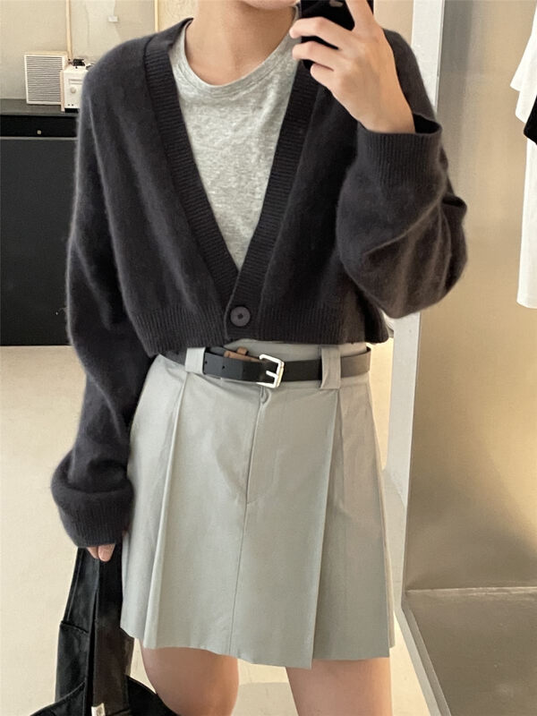 【CLEAN SPACE】Simple solid color one button short knitted cardigan 27837