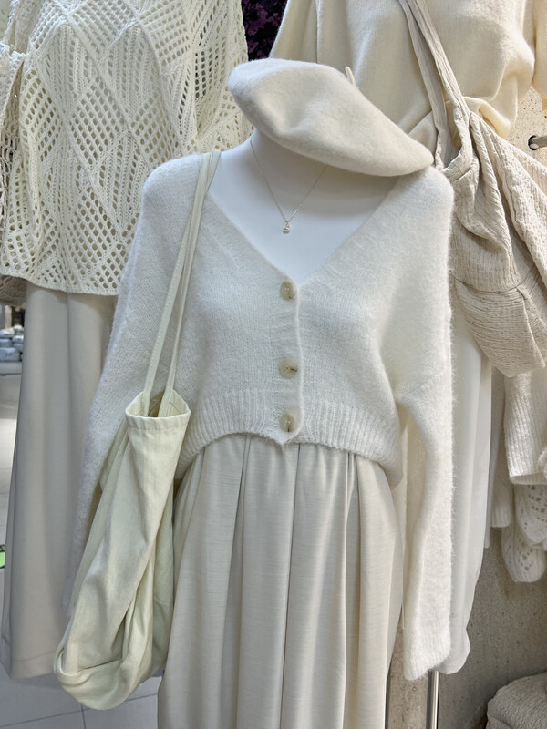 [RIN] Korean style all-match slim and slim short knitted cardigan 2226