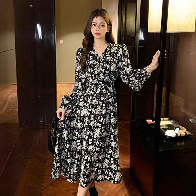 New in autumn!【KIKI STUDIO】Korean version of elegant retro floral dress 6853# HJY