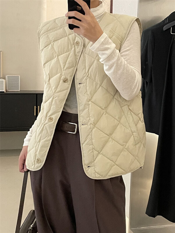 【CLEAN SPACE】Solid color texture all-match vest-style warm down jacket (90 white duck down) 32572# CQW