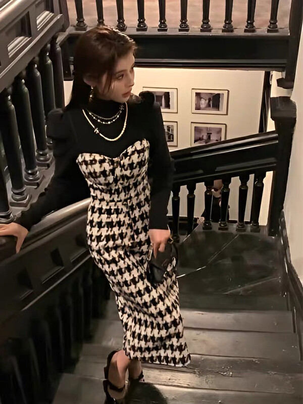 【KIKI STUDIO】Simple bottoming shirt + mid-length dress two-piece suit 6972# HJY