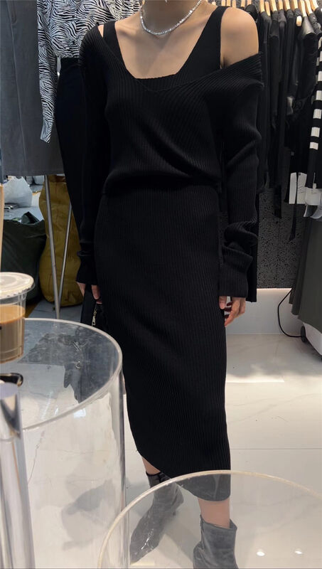 New in autumn! [Semi-plain] V-neck loose all-match knitted sweater + suspender long dress suit L1060# ZJY