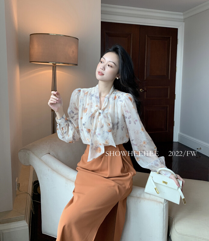 New in autumn! [Xiu Xixi] Temperament light and familiar commuter advanced custom printed lace-up bow collar shirt 9270# JHY
