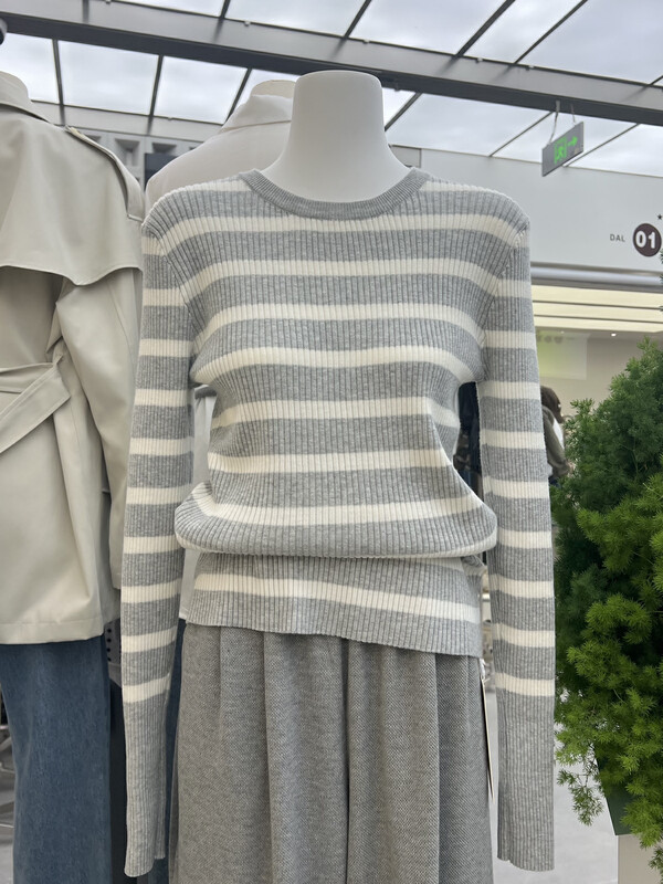 【RIN】Simple Korean Temperament Slim Slim Striped Knit Sweater 8531