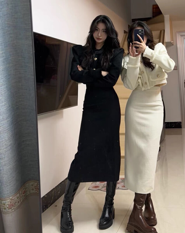 Autumn is new!【KIKI STUDIO】Celebrity Xiaoxiang wind coat + high waist slim skirt suit 6786# HJY