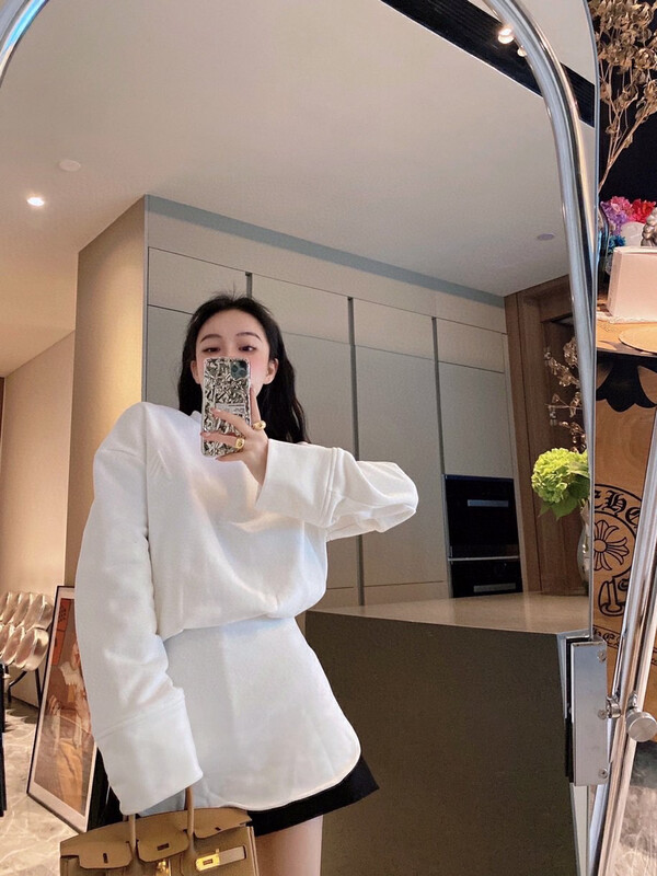 【NANCY】Fashionable Foamed Letter Print Pleated Elastic Waist Sweater J002# WPL