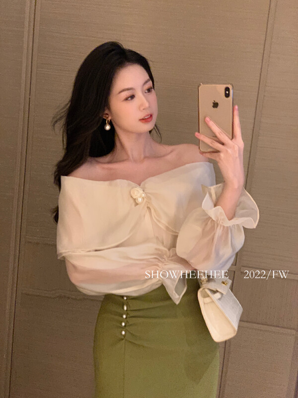 New in early autumn! [Xiu Xixi] Beautiful and elegant bow one-shoulder all-match shirt (with detachable flowers) 9186# JHY