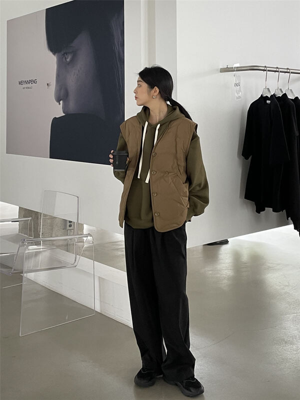 【CLEAN SPACE】Korean solid color zipper down vest warm down jacket (filling: 90% white duck down) 33599# CQW