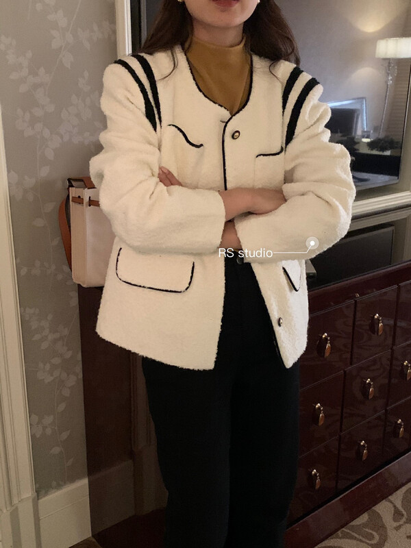 【RS】Xiaoxiangfeng contrast color stitching texture short coat LL0200# FHX
