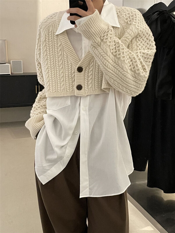 【CLEAN SPACE】Simple Solid Color Twist Short Knit Cardigan 32258# CQW