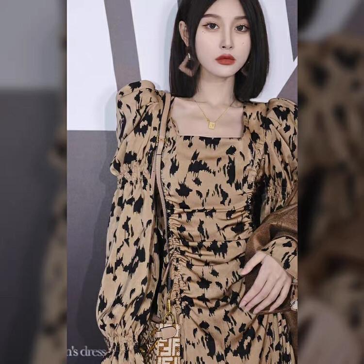 【KIKI STUDIO】Leopard print dress for small woman slimming 6981# HJY