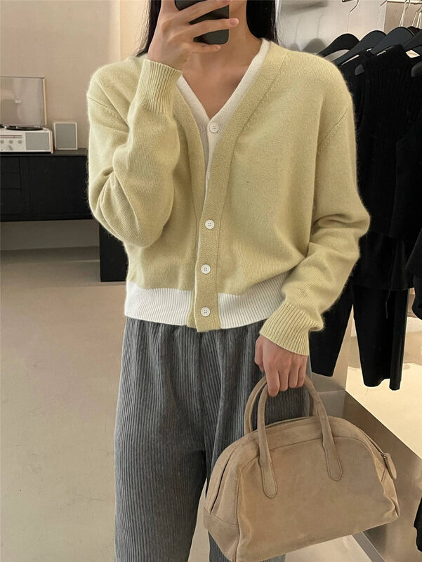 【CLEAN SPACE】Korean fake two-piece casual knitted cardigan (33% raccoon hair, 15% wool) 33801# CQW