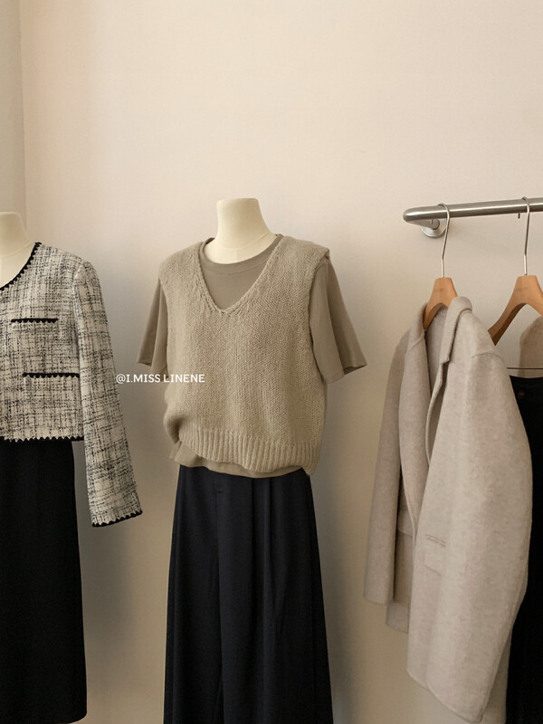 【IMISS】Korean style lazy v-neck sweater vest top vest (including 10 mohair and 15 wool) QK989# FHX