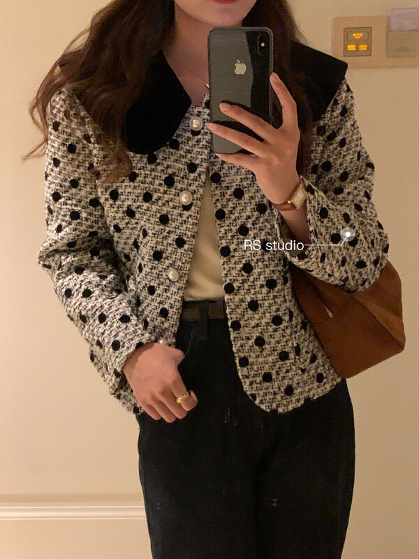 New in autumn! [RS] Xiaoxiangfeng contrast color polka dot round neck short jacket (with detachable collar) RS2980# FHX