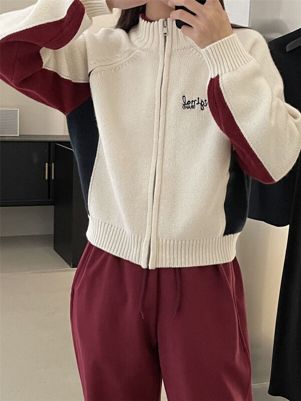 【CLEAN SPACE】Collection Letter Raglan Zipper Short Knit Cardigan (100 Wool) 33381# CQW