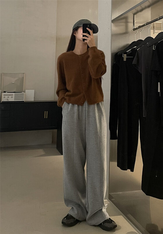 New in autumn!【CLEAN SPACE】Simple solid color loose elastic waist casual pants 32903# CQW