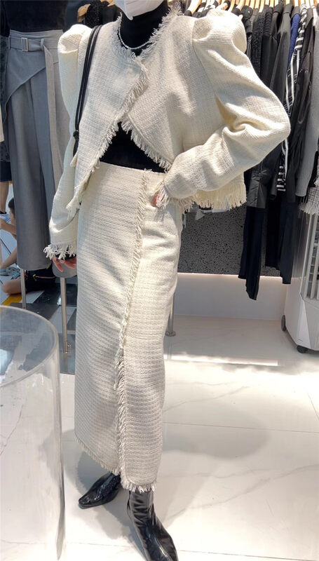 Autumn is new! [Semi-plain] raw edge puff sleeves small fragrant short coat (only sells coats) Y791# ZJY