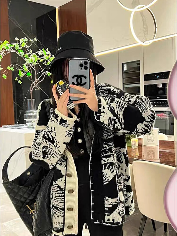 【KIKI STUDIO】Korean style loose and fashionable knitted cardigan (without necklace) 6910# HJY