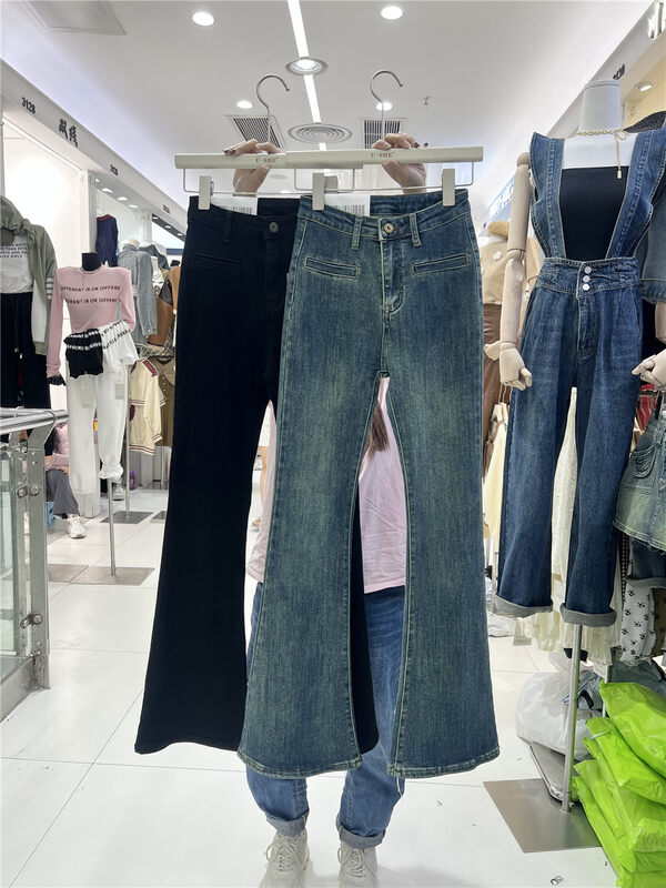 New in winter! [U.SHE] Casual slim-footed micro-flare jeans 32199# JJ