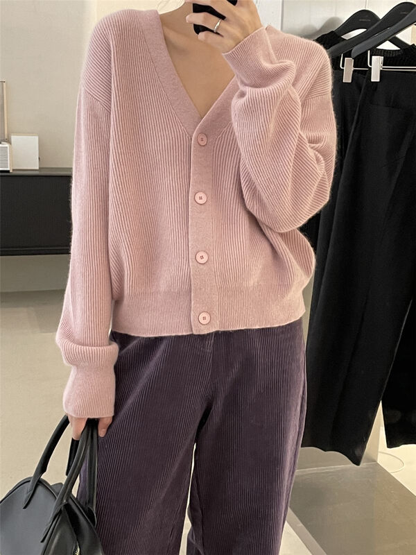 【CLEAN SPACE】Simple solid color casual V-neck knitted cardigan 33150# CQW