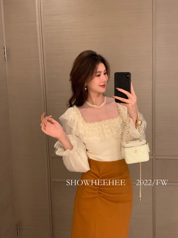 New in winter! [Xiu Xixi] French temperament with lace hollow ruffle collar shirt 9298# JHY