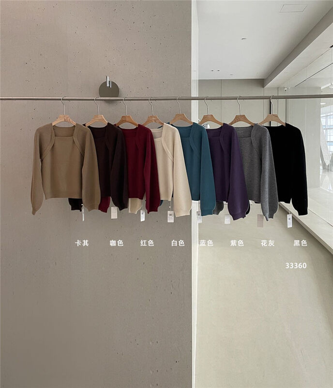New in winter! [CLEAN SPACE] Square collar solid color pullover warm sweater (100 wool) 33360# CQW