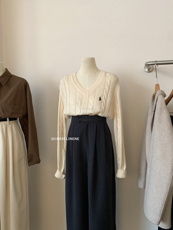 【IMISS】Korean V-Neck Embroidered Wool Sweater Sweater QK992