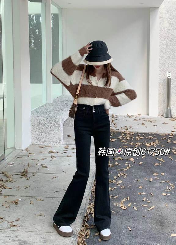 [Korean original] Korean three-breasted flared pants jeans 61750