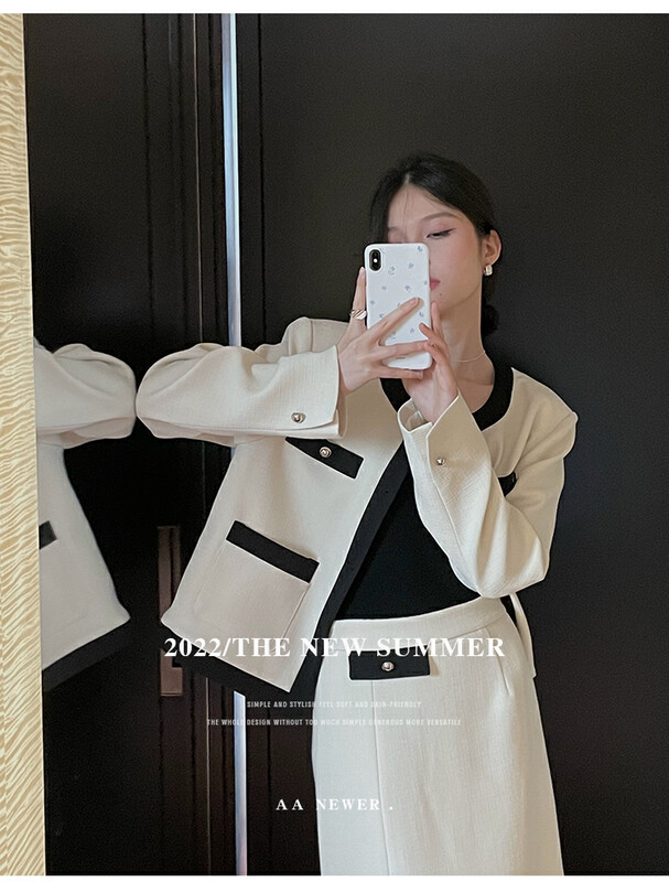 [THE MIND] Korean style round neck contrast color side single-breasted high-quality short coat 61007