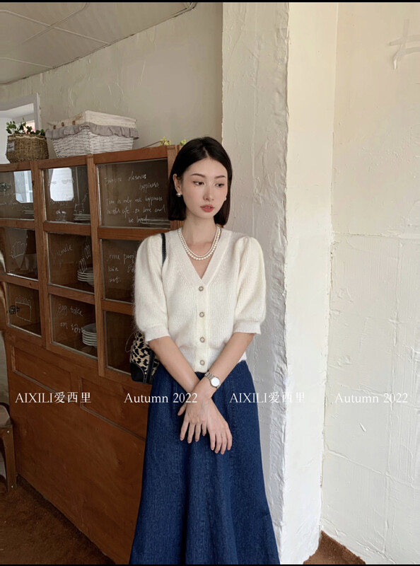 [AIXILI Aixili] Solid color thin and versatile knitted sweater knitted sweater single-breasted 6156-2