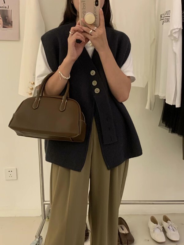 New in winter!【ARE YOU】V-neck single-breasted sleeveless comfortable vest 332# L