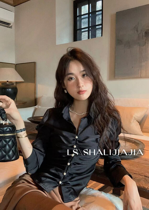 原價88.99! 【LS】氣質設計感小眾單排扣小衫60152