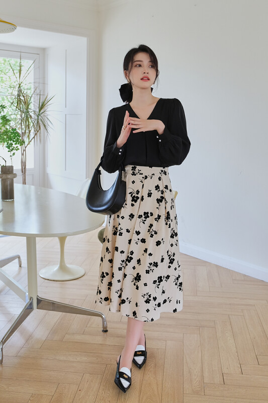 New in early autumn! [Fan] Korean version of the temperament floral pleated skirt 8703# JHY