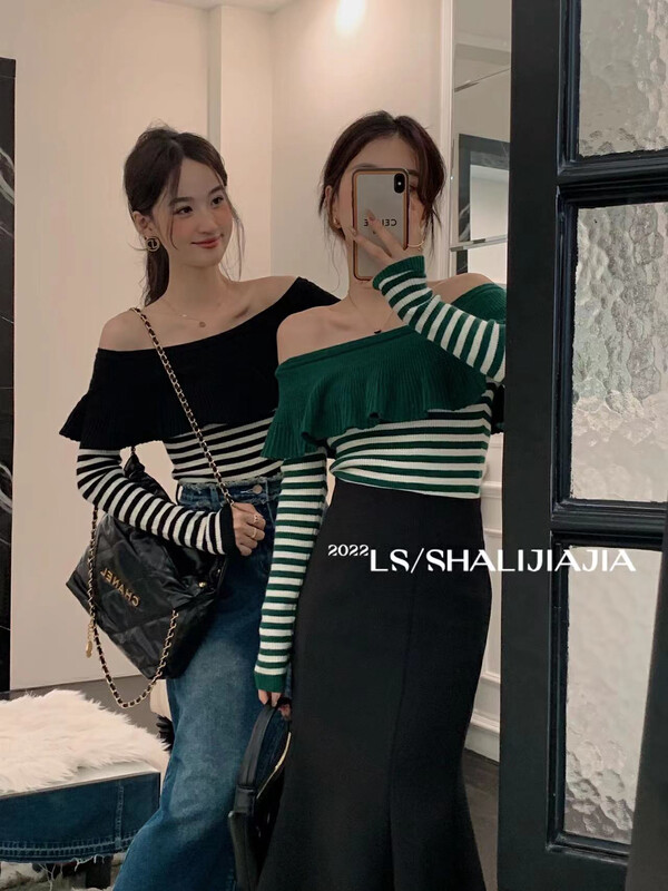 [LS] Retro striped lotus leaf off-the-shoulder sweater 6285