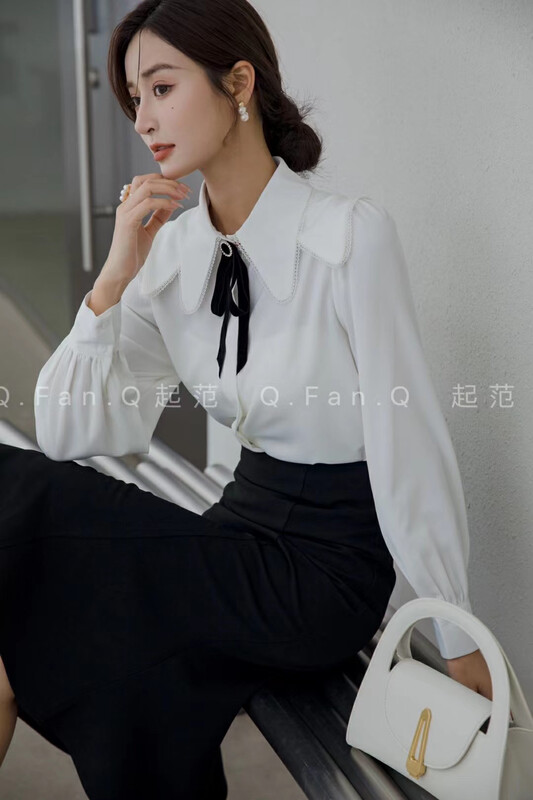 Autumn is new! [Qi Fan] Double-layer craft collar simple and generous design shirt (with brooch) F7736# JHY