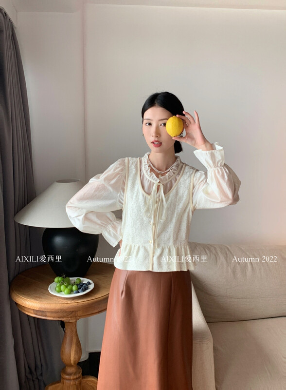 [AIXILI Aixili] neckline tie design with a small vest suit (with vest) to be thin 7257