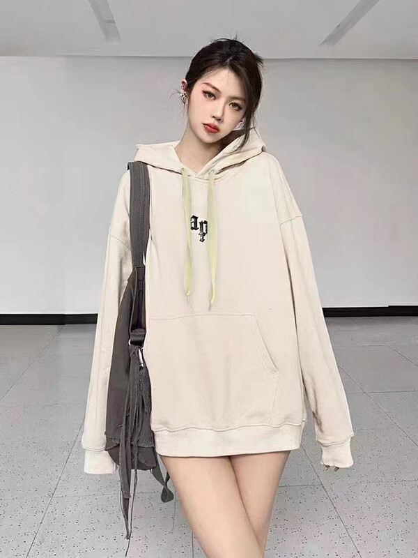 New in winter! [J.2] ins retro old letters baby velvet loose large version sweater 5611# LSW