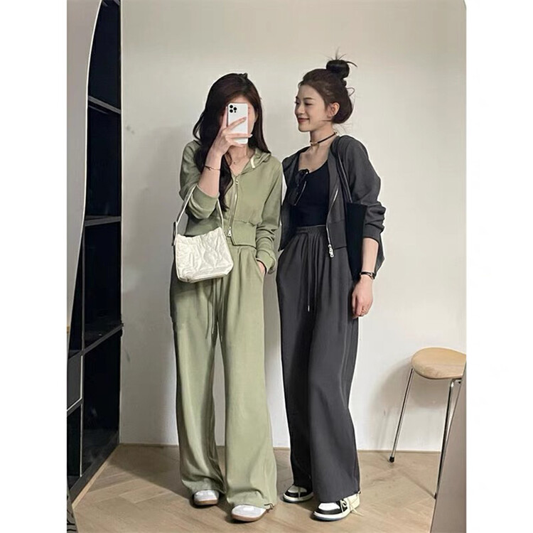 New in winter! [Ou Zhengsha] Age-reducing sports sweater + loose wide-leg casual pants suit 19152# JJ