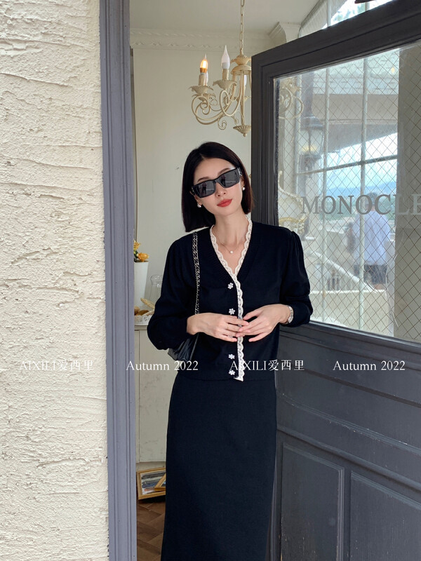[AIXILI Aixili] Single-breasted knitted solid color slimming suit two-piece 6219-1
