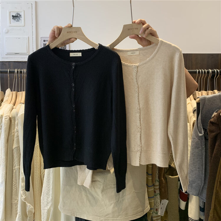New in autumn!【ARE YOU】Simple double button design knitted cardigan 119# L
