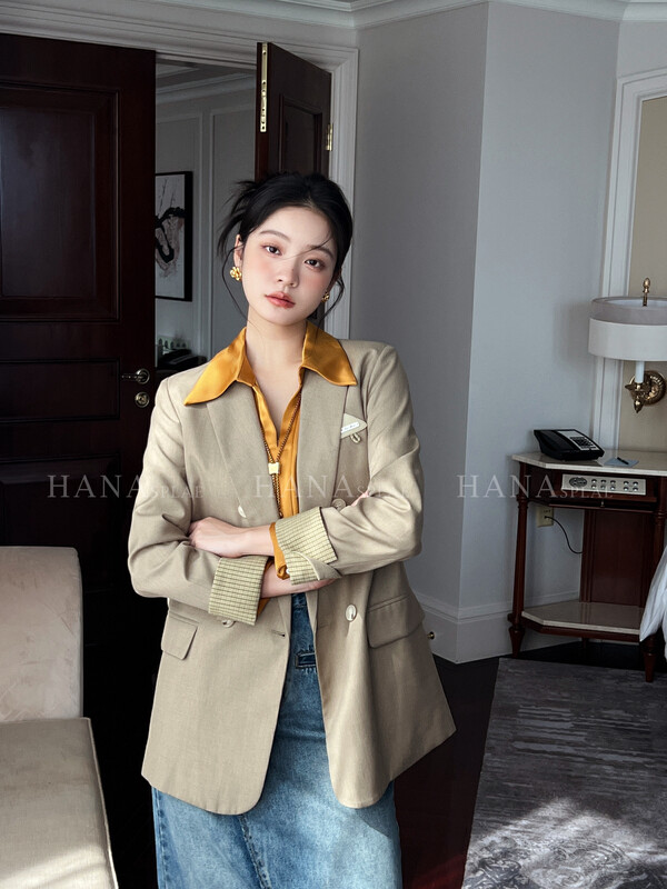 [HANNA Hanna] [Hanna] Occupational commuter small suit autumn new jacket suit (with belt) H5535