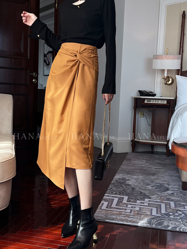 [HANNA Hanna] [Hannah] temperament commuter skirt 2022 autumn new high skirt H3385