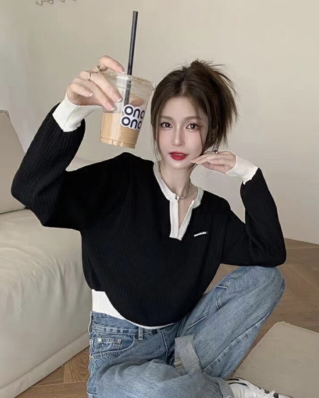 【F·P】Korean version of small V-neck letter car logo color matching all-match knitted sweater 12346# HBX