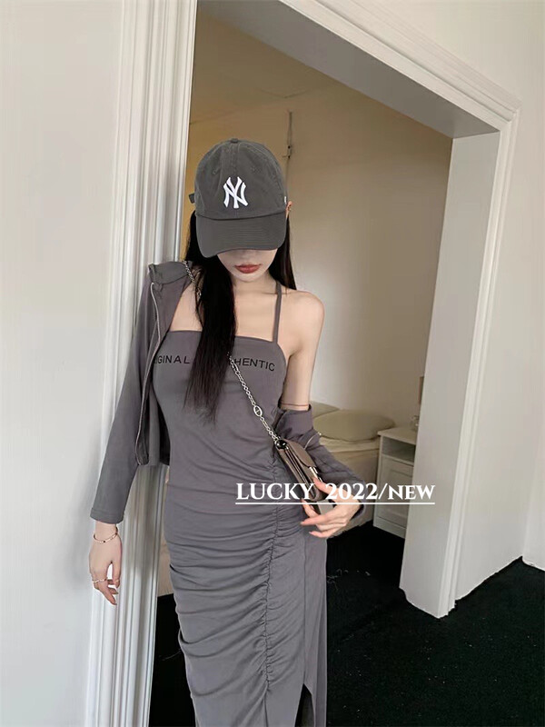 Autumn is new! [LUCKY] Hooded cardigan + pleated suspender dress suit 9472# ZXX
