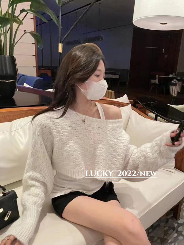 【LUCKY】Off-shoulder loose knitted sweater + camisole suit 9616# ZXX